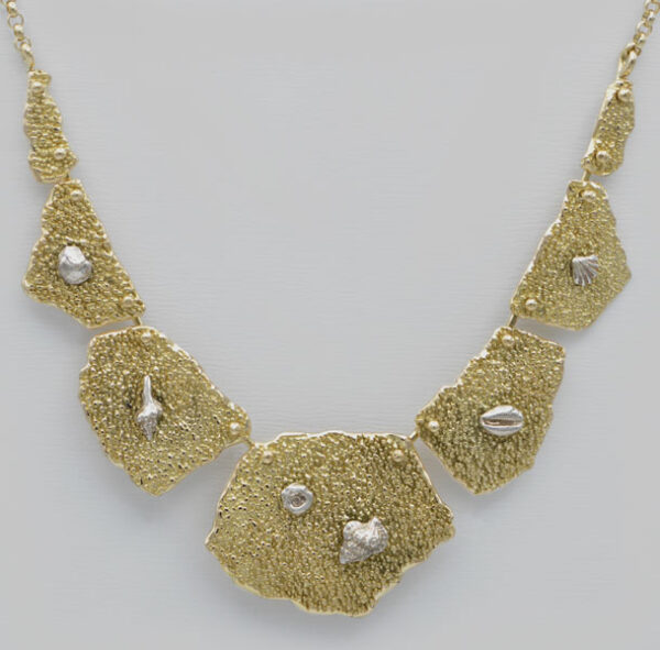 Collier fossile Arenal