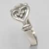 Bague-cœur-de-lys-or-blanc-Taillandier2