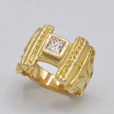 Bague diamant princesse or jaune