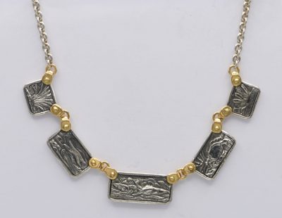 Collier fonds marin