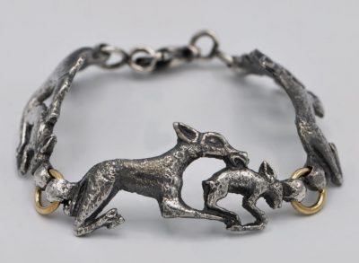 Bracelet loups et lièvre