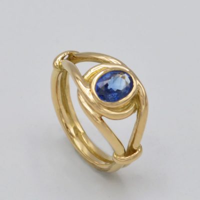 Bague or saphirs bleu Ceylan