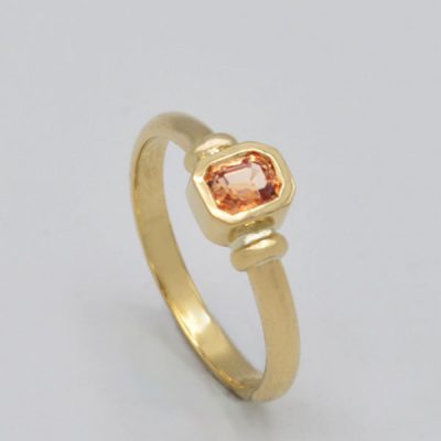 Bague saphir orange