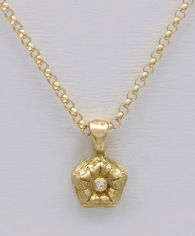 Pendentif Asama