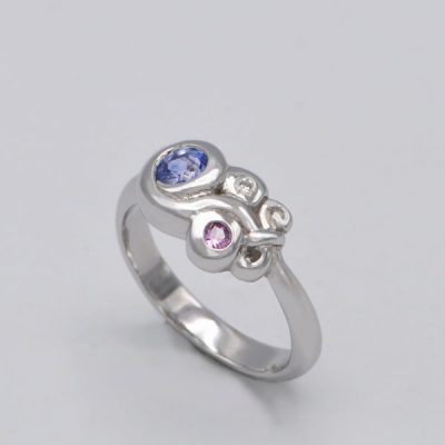 Bague saphir violet Skye