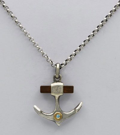Pendentif ancre marine